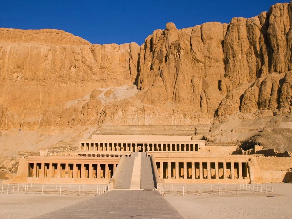 HATSHEPSUT