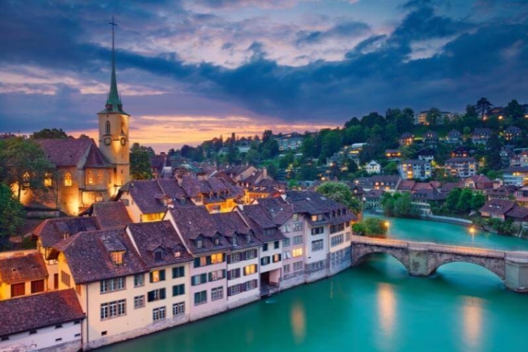 SUIZA