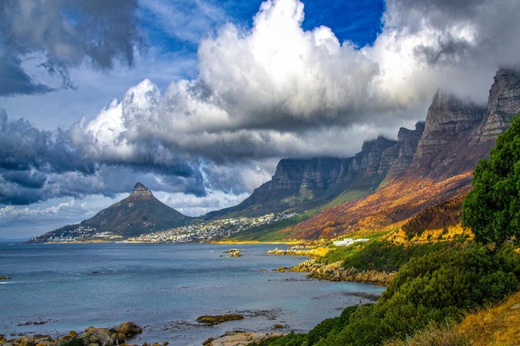 EXPLORE SUDAFRICA