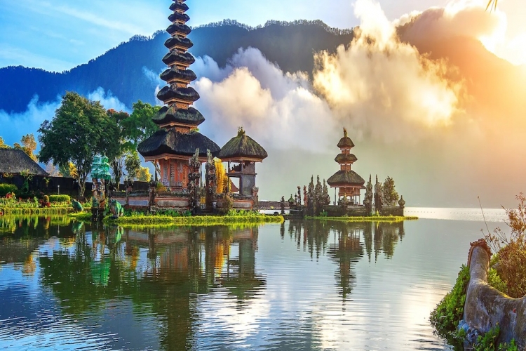 INDONESIA MAGICA