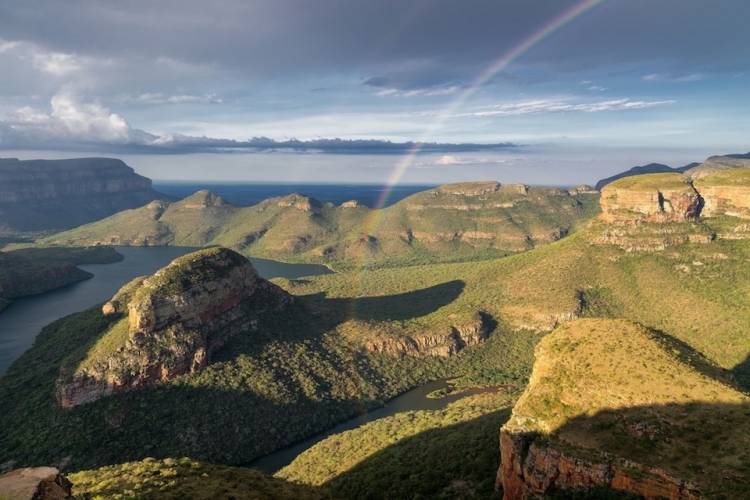 EXPLORE SUDAFRICA